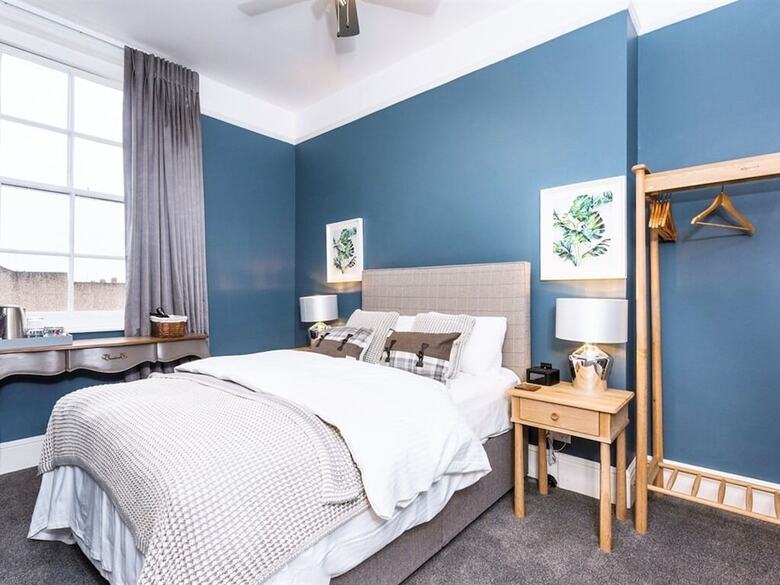 Hotel Summerfield Pub & Boutique Rooms