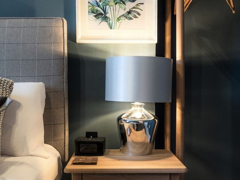 Hotel Summerfield Pub & Boutique Rooms