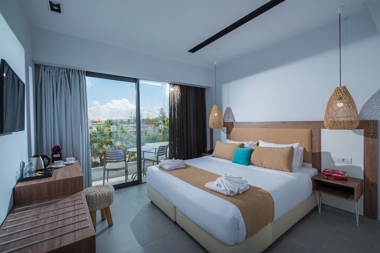 Hotel Paralos Lifestyle Beach