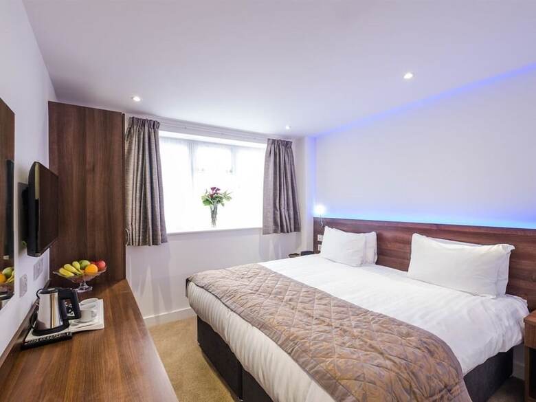 Signature Hotel London