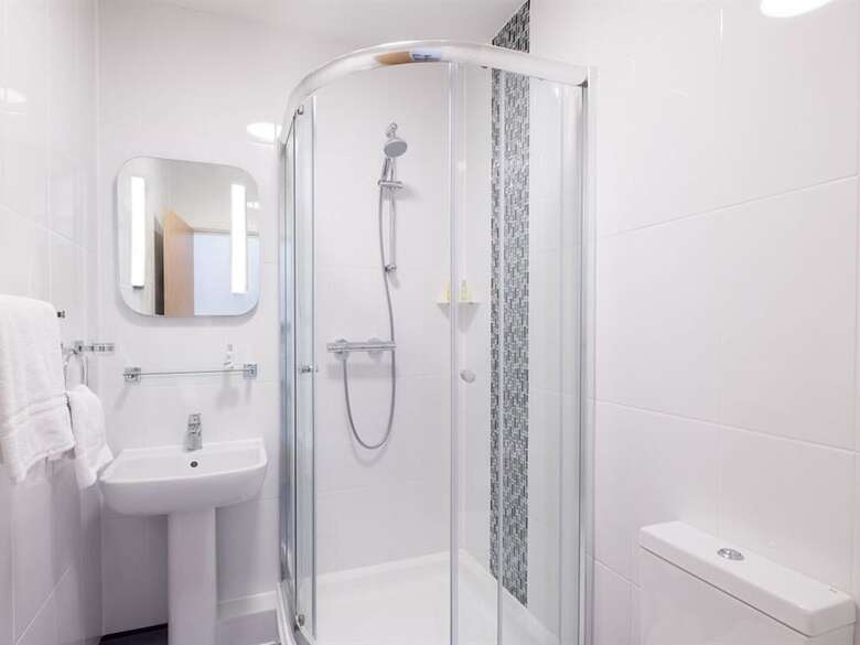 Signature Hotel London