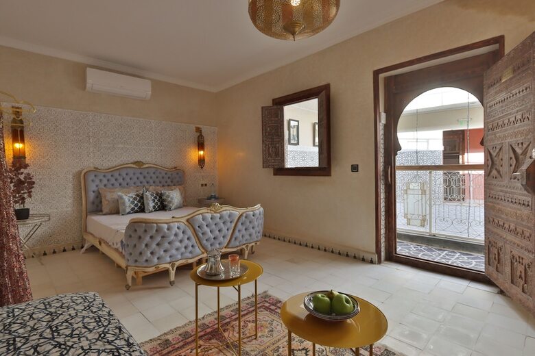 Riad La Fayette Bed & Breakfast