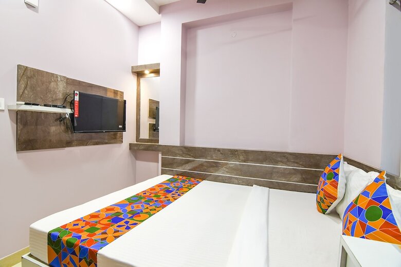 Fabhotel The Sunshine Residency
