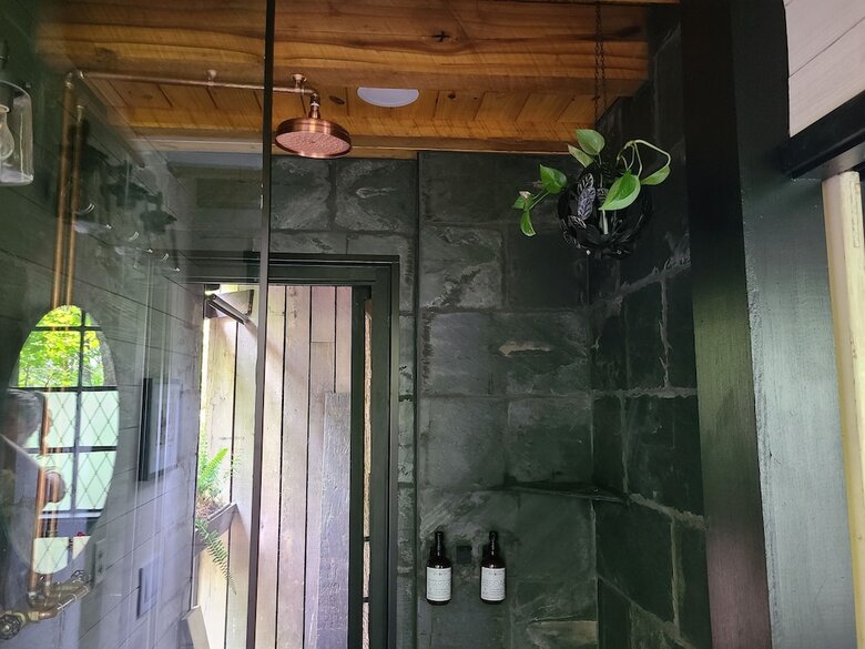 The Treetop Hideaways At Ruby Falls