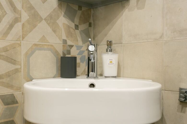 Milano Apartments S.agostino