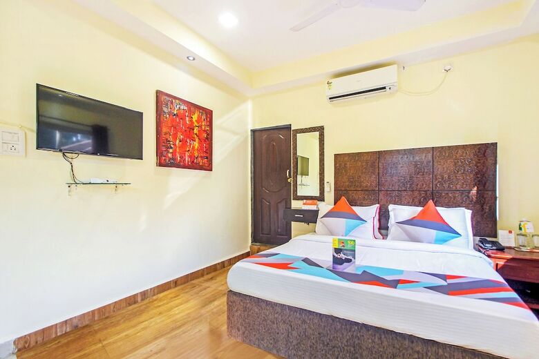 Hotel Fabexpress Golden Nest Deluxe
