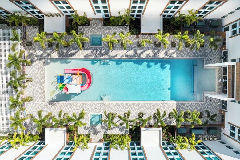 Kompose Boutique Resort At Theme Parks