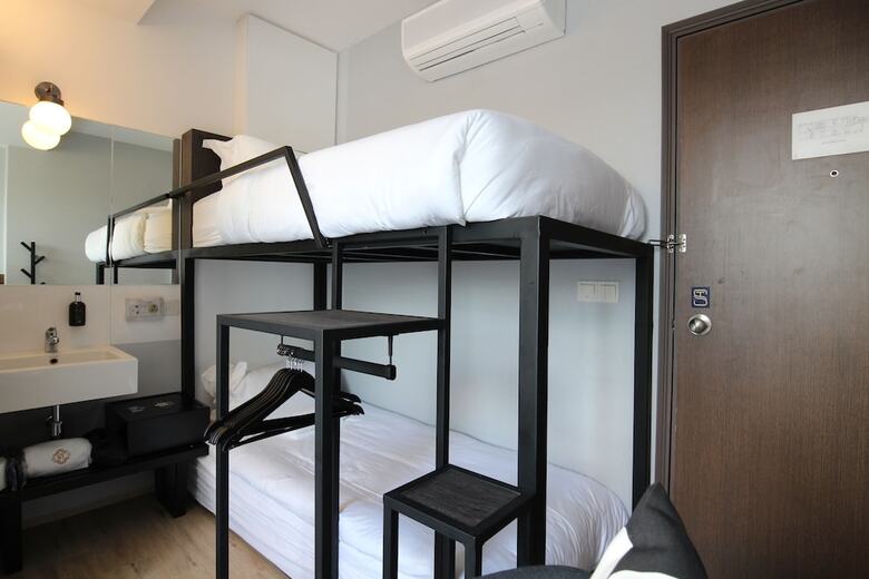Hotel St Signature Bugis Beach, Dayuse, 5 Hours: 9am-2pm