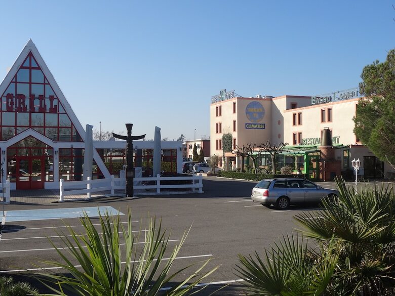 Metrhotel Basso Cambo