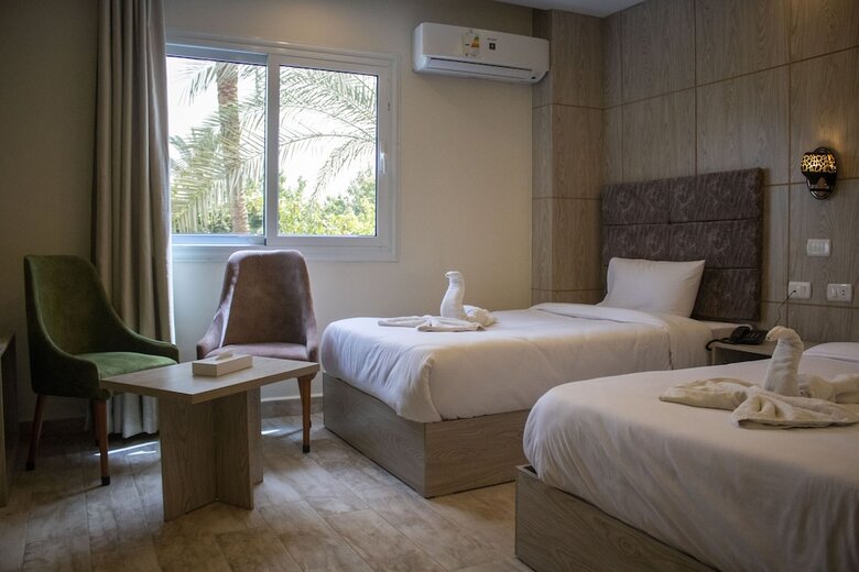 Nine Pyramids View Hotel