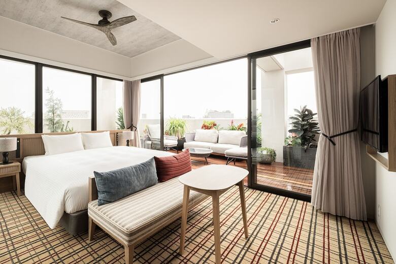 Nest Hotel Naha Kumoji