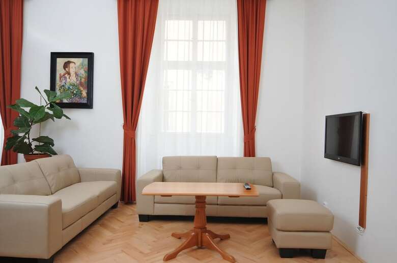 Hotel Apartment House Anensk�