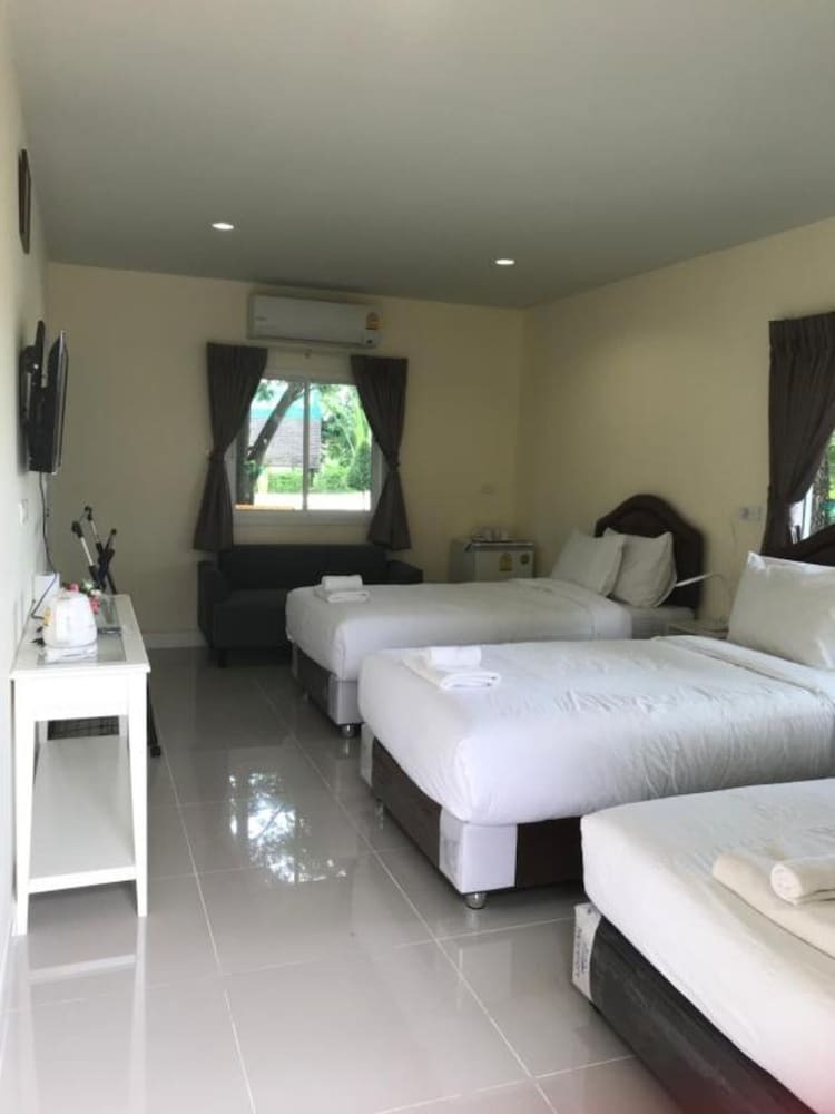 Hotel Sripiamsuk