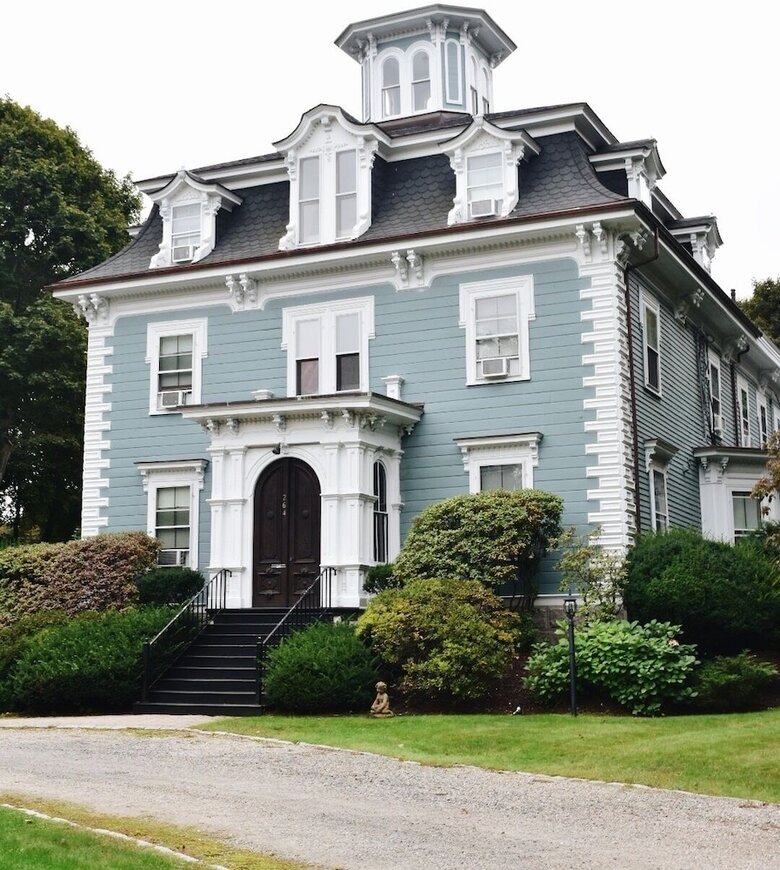 The Hotel Marblehead