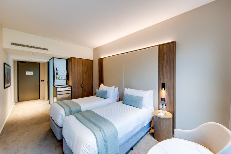 Oval Hotel At Adelaide Oval