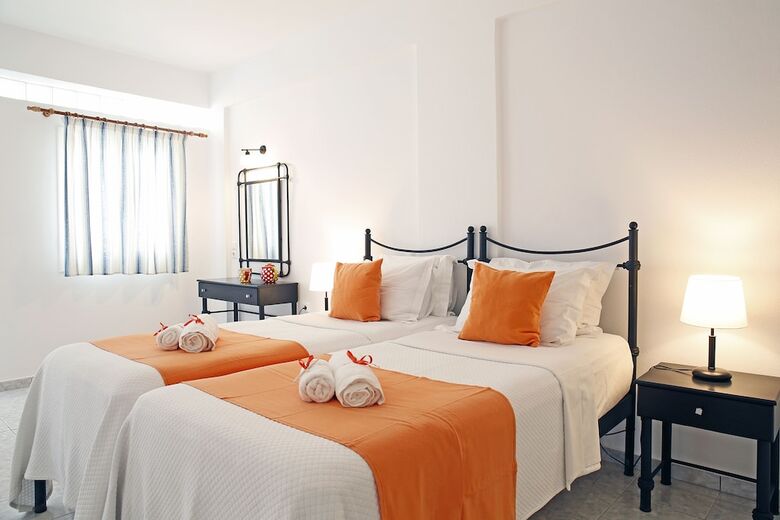 Agistri Apartments