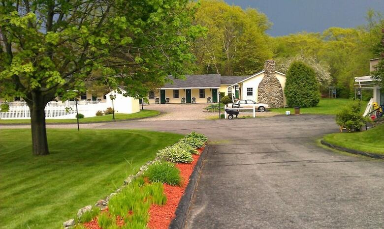 Tallwood Motel Wells
