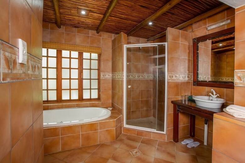 Whispering Pines Country Estate