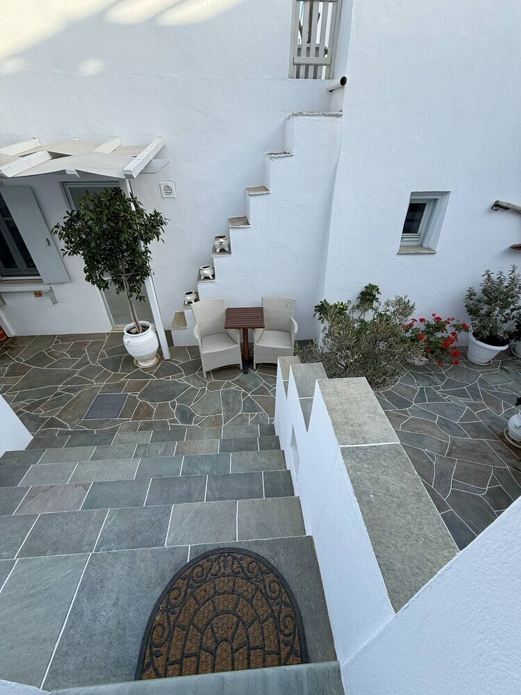 Kohylia Beach Guest House