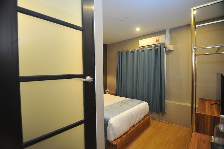 Skye Hotel