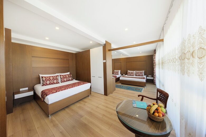 Seven Hills Hotel - Special Class