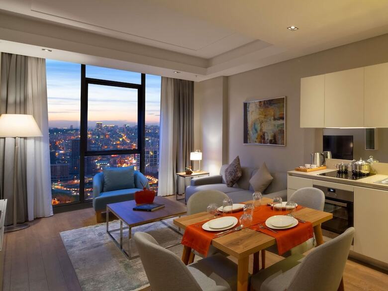 Hotel M�venpick Living Istanbul West