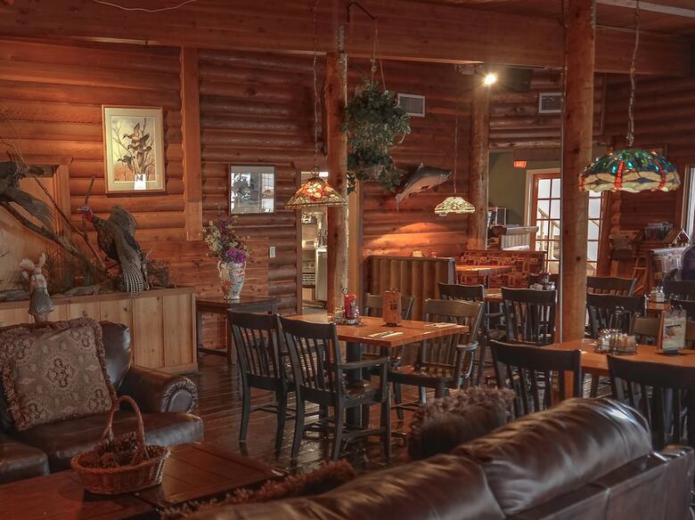 Hotel Sumas Mountain Lodge