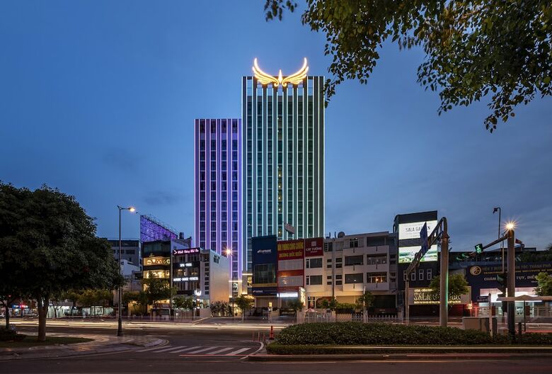 Muong Thanh Luxury Saigon Hotel