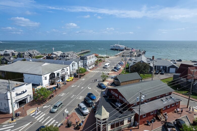 Mv Surfside Hotel