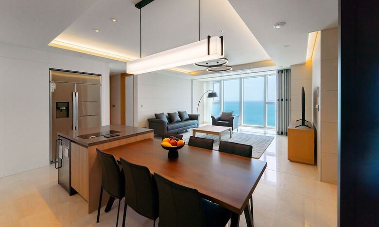 Aparthotel Newcz Lct Residence