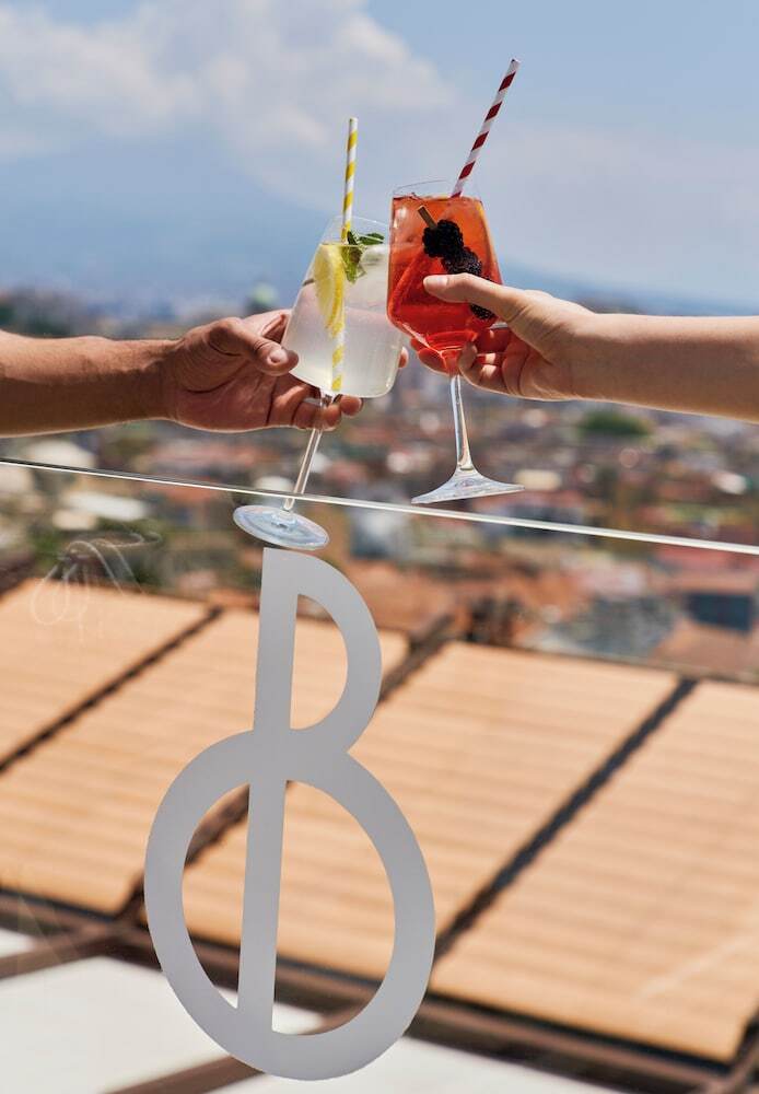 Hotel De Bonart Naples, Curio Collection By Hilton