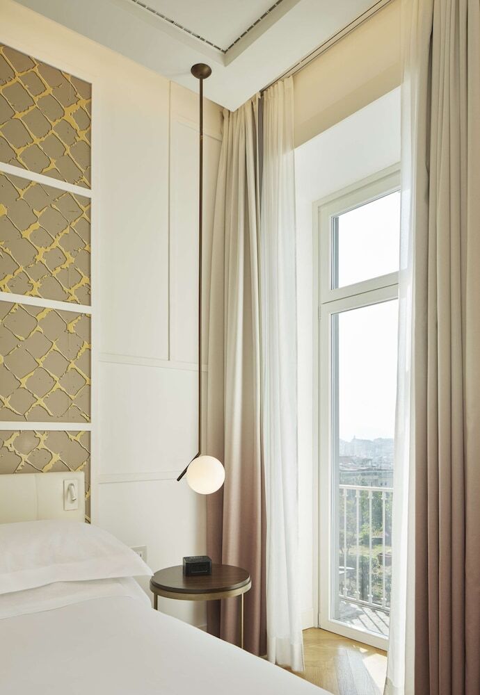 Hotel De Bonart Naples, Curio Collection By Hilton
