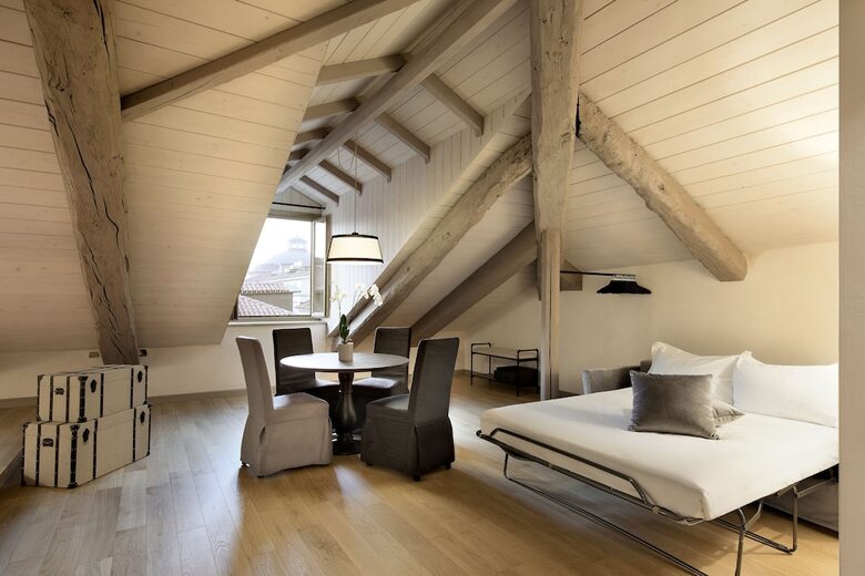Opera 35 Boutique Hotel
