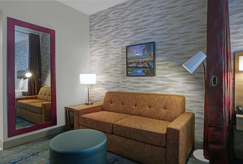 Hotel Home2 Suites By Hilton Milwaukee Downtown