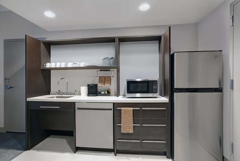 Hotel Home2 Suites By Hilton Milwaukee Downtown