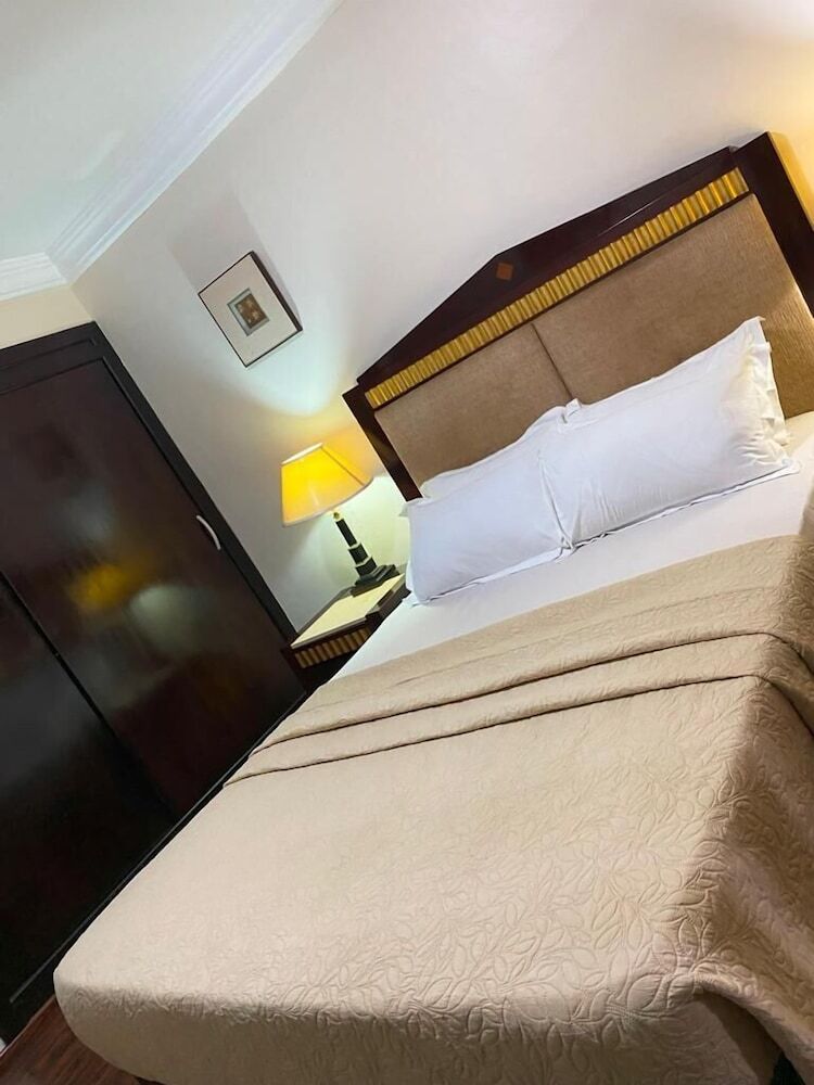 Aparthotel Peach View Hotel And Apartments.