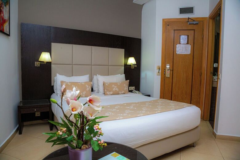 Malak Hotel