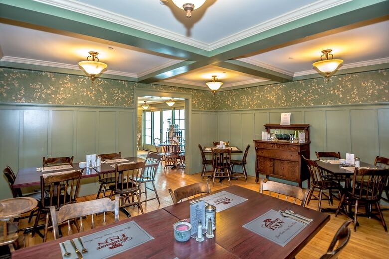 Hotel Cranmore Inn