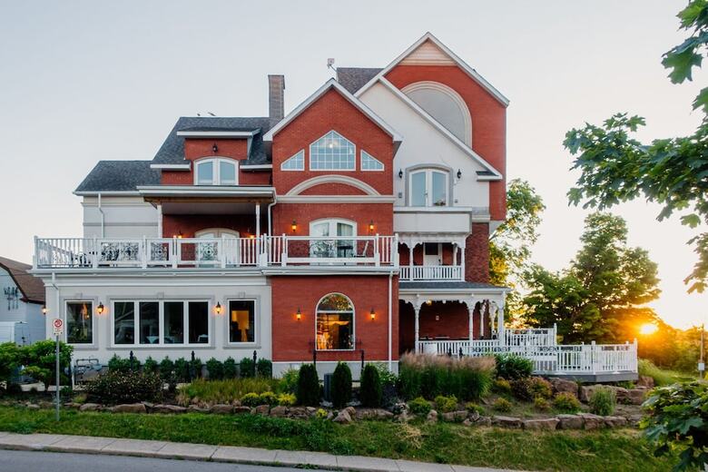 Bed & Breakfast Niagara Grandview Boutique Hotel