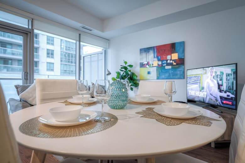 Aparthotel Lavish Suites