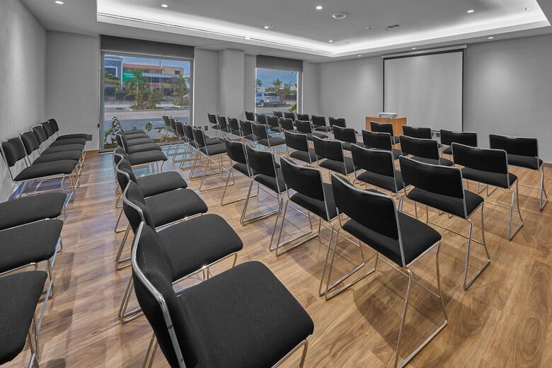 Hotel City Express Plus By Marriott Mazatl�n