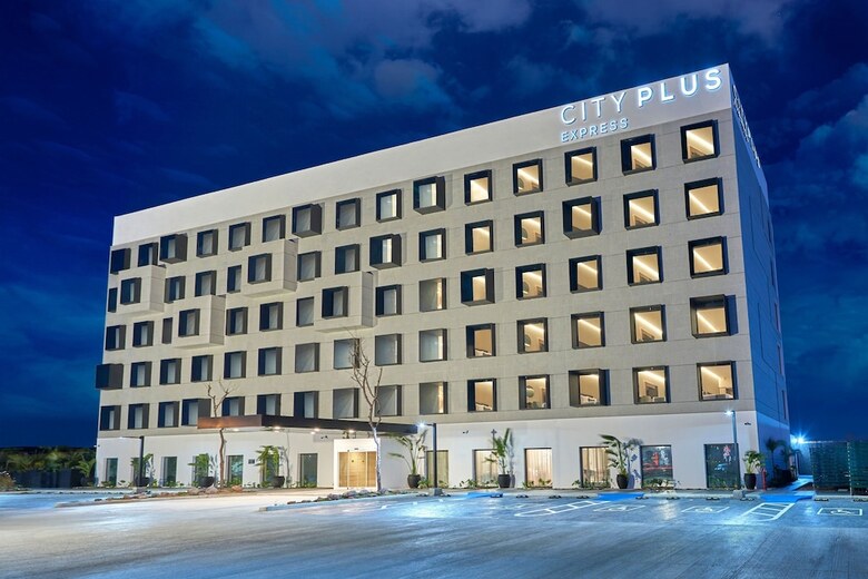 Hotel City Express Plus By Marriott Mazatl�n
