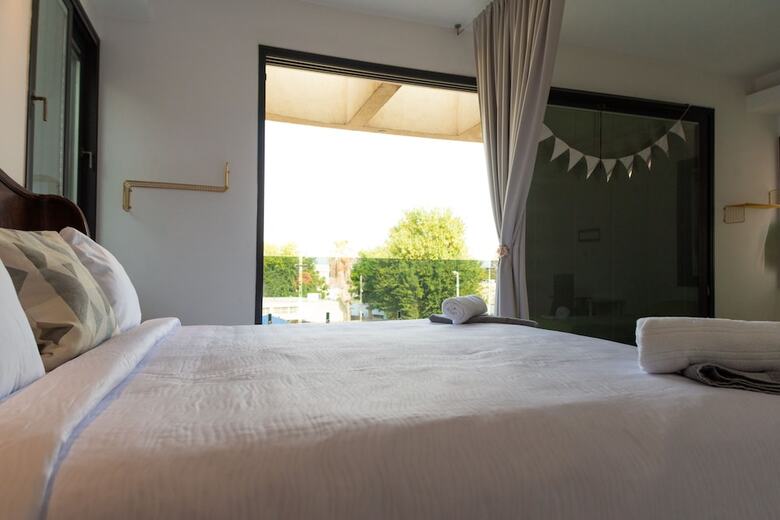 Grace Holon Villa & Pool