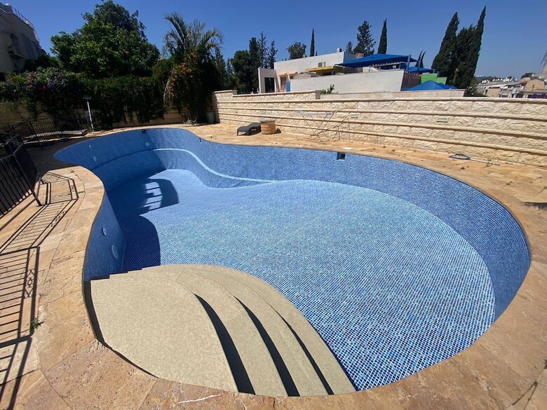 Grace Holon Villa & Pool