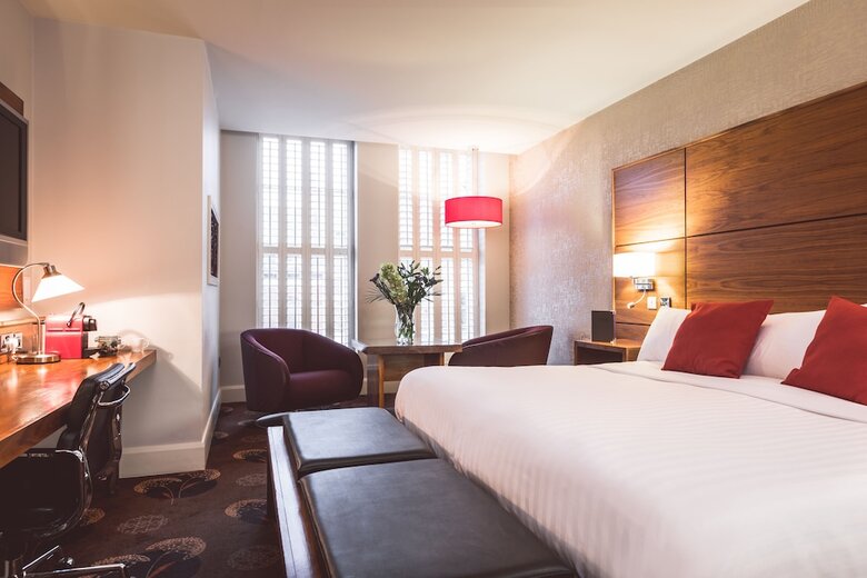 Dukes At Queens Boutique Hotel