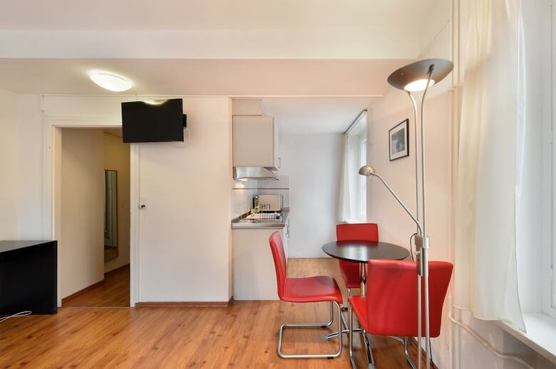 Apartamentos Swiss Star California