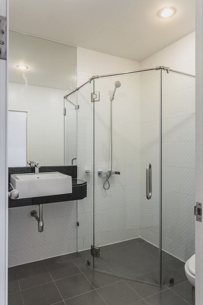 Hotel Condo In Karon In Chic Condo - Unit B708