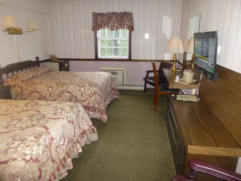 Hotel Smoketown Inn