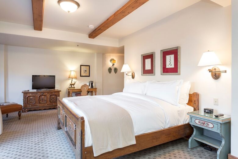 Hotel Goldener Hirsch, Auberge Collection