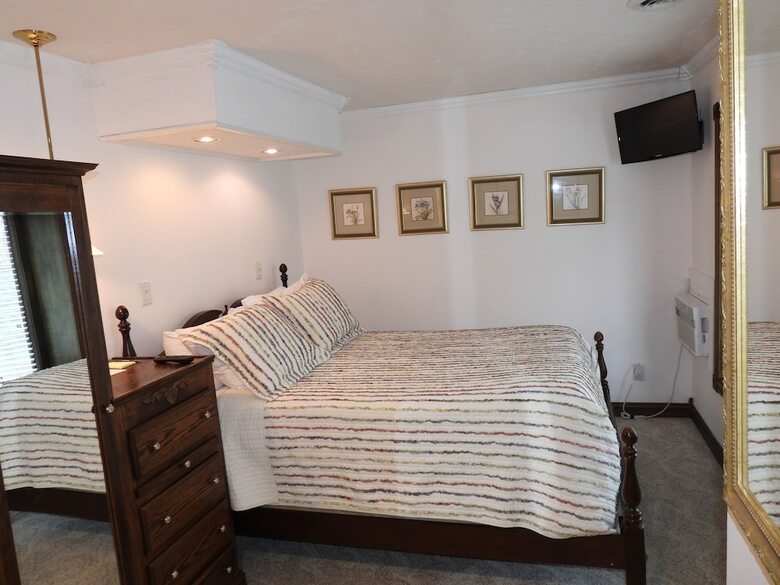 Rosemont Inn Resort B&B